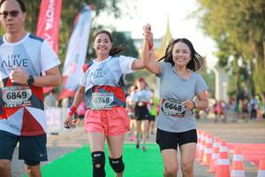 BIB: 6849, 6748, 6648
                            <button type="button" onclick="openModal(6554116)" class="btn btn-primary btn-sm float-right btn-popup" data-toggle="modal" data-target=".modal-high-quality">
                        <i class="fas fa-shopping-cart"></i> Add to Cart
                    </button>
                                            <button type="button" onclick="isThisMe(6554116, true)" class="btn btn-success btn-sm float-right btn-popup btn-isme hidden" data-toggle="tooltip" data-placement="bottom" title="นี่คือรูปของคุณใช่ไหม คลิกที่นี่เพื่อเอาเข้าอัลบั้ม">
                        <i class="fas fa-plus"></i> Add to album
                    </button>
                    <button type="button" onclick="isThisMe(6554116, false)" class="btn btn-warning btn-sm float-right btn-popup btn-isnotme hidden">
                        <i class="fas fa-ban"></i> Remove from album
                    </button>