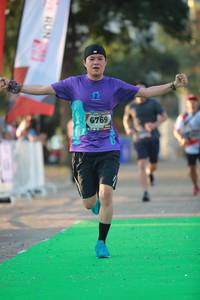 BIB: 6769
                            <button type="button" onclick="openModal(6553417)" class="btn btn-primary btn-sm float-right btn-popup" data-toggle="modal" data-target=".modal-high-quality">
                        <i class="fas fa-shopping-cart"></i> Add to Cart
                    </button>
                                            <button type="button" onclick="isThisMe(6553417, true)" class="btn btn-success btn-sm float-right btn-popup btn-isme hidden" data-toggle="tooltip" data-placement="bottom" title="นี่คือรูปของคุณใช่ไหม คลิกที่นี่เพื่อเอาเข้าอัลบั้ม">
                        <i class="fas fa-plus"></i> Add to album
                    </button>
                    <button type="button" onclick="isThisMe(6553417, false)" class="btn btn-warning btn-sm float-right btn-popup btn-isnotme hidden">
                        <i class="fas fa-ban"></i> Remove from album
                    </button>