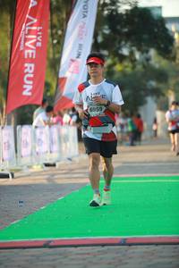 BIB: 6959
                            <button type="button" onclick="openModal(6553996)" class="btn btn-primary btn-sm float-right btn-popup" data-toggle="modal" data-target=".modal-high-quality">
                        <i class="fas fa-shopping-cart"></i> Add to Cart
                    </button>
                                            <button type="button" onclick="isThisMe(6553996, true)" class="btn btn-success btn-sm float-right btn-popup btn-isme hidden" data-toggle="tooltip" data-placement="bottom" title="นี่คือรูปของคุณใช่ไหม คลิกที่นี่เพื่อเอาเข้าอัลบั้ม">
                        <i class="fas fa-plus"></i> Add to album
                    </button>
                    <button type="button" onclick="isThisMe(6553996, false)" class="btn btn-warning btn-sm float-right btn-popup btn-isnotme hidden">
                        <i class="fas fa-ban"></i> Remove from album
                    </button>