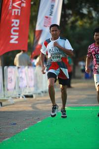 BIB: 6196
                            <button type="button" onclick="openModal(6553573)" class="btn btn-primary btn-sm float-right btn-popup" data-toggle="modal" data-target=".modal-high-quality">
                        <i class="fas fa-shopping-cart"></i> Add to Cart
                    </button>
                                            <button type="button" onclick="isThisMe(6553573, true)" class="btn btn-success btn-sm float-right btn-popup btn-isme hidden" data-toggle="tooltip" data-placement="bottom" title="นี่คือรูปของคุณใช่ไหม คลิกที่นี่เพื่อเอาเข้าอัลบั้ม">
                        <i class="fas fa-plus"></i> Add to album
                    </button>
                    <button type="button" onclick="isThisMe(6553573, false)" class="btn btn-warning btn-sm float-right btn-popup btn-isnotme hidden">
                        <i class="fas fa-ban"></i> Remove from album
                    </button>