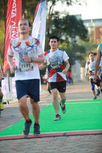 BIB: 7171, 6833
                            <button type="button" onclick="openModal(6553884)" class="btn btn-primary btn-sm float-right btn-popup" data-toggle="modal" data-target=".modal-high-quality">
                        <i class="fas fa-shopping-cart"></i> Add to Cart
                    </button>
                                            <button type="button" onclick="isThisMe(6553884, true)" class="btn btn-success btn-sm float-right btn-popup btn-isme hidden" data-toggle="tooltip" data-placement="bottom" title="นี่คือรูปของคุณใช่ไหม คลิกที่นี่เพื่อเอาเข้าอัลบั้ม">
                        <i class="fas fa-plus"></i> Add to album
                    </button>
                    <button type="button" onclick="isThisMe(6553884, false)" class="btn btn-warning btn-sm float-right btn-popup btn-isnotme hidden">
                        <i class="fas fa-ban"></i> Remove from album
                    </button>