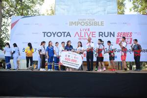 BIB: 2049, 600000
                            <button type="button" onclick="openModal(6550989)" class="btn btn-primary btn-sm float-right btn-popup" data-toggle="modal" data-target=".modal-high-quality">
                        <i class="fas fa-shopping-cart"></i> Add to Cart
                    </button>
                                            <button type="button" onclick="isThisMe(6550989, true)" class="btn btn-success btn-sm float-right btn-popup btn-isme hidden" data-toggle="tooltip" data-placement="bottom" title="นี่คือรูปของคุณใช่ไหม คลิกที่นี่เพื่อเอาเข้าอัลบั้ม">
                        <i class="fas fa-plus"></i> Add to album
                    </button>
                    <button type="button" onclick="isThisMe(6550989, false)" class="btn btn-warning btn-sm float-right btn-popup btn-isnotme hidden">
                        <i class="fas fa-ban"></i> Remove from album
                    </button>