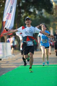 BIB: 6272, 3741
                            <button type="button" onclick="openModal(6554066)" class="btn btn-primary btn-sm float-right btn-popup" data-toggle="modal" data-target=".modal-high-quality">
                        <i class="fas fa-shopping-cart"></i> Add to Cart
                    </button>
                                            <button type="button" onclick="isThisMe(6554066, true)" class="btn btn-success btn-sm float-right btn-popup btn-isme hidden" data-toggle="tooltip" data-placement="bottom" title="นี่คือรูปของคุณใช่ไหม คลิกที่นี่เพื่อเอาเข้าอัลบั้ม">
                        <i class="fas fa-plus"></i> Add to album
                    </button>
                    <button type="button" onclick="isThisMe(6554066, false)" class="btn btn-warning btn-sm float-right btn-popup btn-isnotme hidden">
                        <i class="fas fa-ban"></i> Remove from album
                    </button>