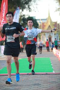 BIB: 6841, 6624
                            <button type="button" onclick="openModal(6553519)" class="btn btn-primary btn-sm float-right btn-popup" data-toggle="modal" data-target=".modal-high-quality">
                        <i class="fas fa-shopping-cart"></i> Add to Cart
                    </button>
                                            <button type="button" onclick="isThisMe(6553519, true)" class="btn btn-success btn-sm float-right btn-popup btn-isme hidden" data-toggle="tooltip" data-placement="bottom" title="นี่คือรูปของคุณใช่ไหม คลิกที่นี่เพื่อเอาเข้าอัลบั้ม">
                        <i class="fas fa-plus"></i> Add to album
                    </button>
                    <button type="button" onclick="isThisMe(6553519, false)" class="btn btn-warning btn-sm float-right btn-popup btn-isnotme hidden">
                        <i class="fas fa-ban"></i> Remove from album
                    </button>