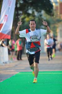 BIB: 6205
                            <button type="button" onclick="openModal(6553667)" class="btn btn-primary btn-sm float-right btn-popup" data-toggle="modal" data-target=".modal-high-quality">
                        <i class="fas fa-shopping-cart"></i> Add to Cart
                    </button>
                                            <button type="button" onclick="isThisMe(6553667, true)" class="btn btn-success btn-sm float-right btn-popup btn-isme hidden" data-toggle="tooltip" data-placement="bottom" title="นี่คือรูปของคุณใช่ไหม คลิกที่นี่เพื่อเอาเข้าอัลบั้ม">
                        <i class="fas fa-plus"></i> Add to album
                    </button>
                    <button type="button" onclick="isThisMe(6553667, false)" class="btn btn-warning btn-sm float-right btn-popup btn-isnotme hidden">
                        <i class="fas fa-ban"></i> Remove from album
                    </button>