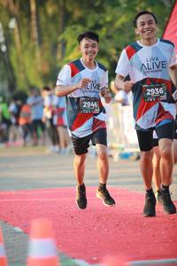 BIB: 2936, 2946
                            <button type="button" onclick="openModal(6553304)" class="btn btn-primary btn-sm float-right btn-popup" data-toggle="modal" data-target=".modal-high-quality">
                        <i class="fas fa-shopping-cart"></i> Add to Cart
                    </button>
                                            <button type="button" onclick="isThisMe(6553304, true)" class="btn btn-success btn-sm float-right btn-popup btn-isme hidden" data-toggle="tooltip" data-placement="bottom" title="นี่คือรูปของคุณใช่ไหม คลิกที่นี่เพื่อเอาเข้าอัลบั้ม">
                        <i class="fas fa-plus"></i> Add to album
                    </button>
                    <button type="button" onclick="isThisMe(6553304, false)" class="btn btn-warning btn-sm float-right btn-popup btn-isnotme hidden">
                        <i class="fas fa-ban"></i> Remove from album
                    </button>