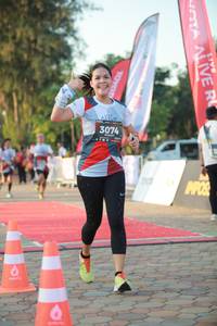 BIB: 3074
                            <button type="button" onclick="openModal(6553948)" class="btn btn-primary btn-sm float-right btn-popup" data-toggle="modal" data-target=".modal-high-quality">
                        <i class="fas fa-shopping-cart"></i> Add to Cart
                    </button>
                                            <button type="button" onclick="isThisMe(6553948, true)" class="btn btn-success btn-sm float-right btn-popup btn-isme hidden" data-toggle="tooltip" data-placement="bottom" title="นี่คือรูปของคุณใช่ไหม คลิกที่นี่เพื่อเอาเข้าอัลบั้ม">
                        <i class="fas fa-plus"></i> Add to album
                    </button>
                    <button type="button" onclick="isThisMe(6553948, false)" class="btn btn-warning btn-sm float-right btn-popup btn-isnotme hidden">
                        <i class="fas fa-ban"></i> Remove from album
                    </button>