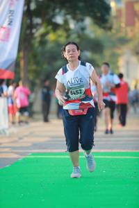 BIB: 6452
                            <button type="button" onclick="openModal(6554311)" class="btn btn-primary btn-sm float-right btn-popup" data-toggle="modal" data-target=".modal-high-quality">
                        <i class="fas fa-shopping-cart"></i> Add to Cart
                    </button>
                                            <button type="button" onclick="isThisMe(6554311, true)" class="btn btn-success btn-sm float-right btn-popup btn-isme hidden" data-toggle="tooltip" data-placement="bottom" title="นี่คือรูปของคุณใช่ไหม คลิกที่นี่เพื่อเอาเข้าอัลบั้ม">
                        <i class="fas fa-plus"></i> Add to album
                    </button>
                    <button type="button" onclick="isThisMe(6554311, false)" class="btn btn-warning btn-sm float-right btn-popup btn-isnotme hidden">
                        <i class="fas fa-ban"></i> Remove from album
                    </button>