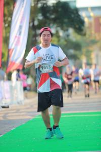 BIB: 7613
                            <button type="button" onclick="openModal(6554178)" class="btn btn-primary btn-sm float-right btn-popup" data-toggle="modal" data-target=".modal-high-quality">
                        <i class="fas fa-shopping-cart"></i> Add to Cart
                    </button>
                                            <button type="button" onclick="isThisMe(6554178, true)" class="btn btn-success btn-sm float-right btn-popup btn-isme hidden" data-toggle="tooltip" data-placement="bottom" title="นี่คือรูปของคุณใช่ไหม คลิกที่นี่เพื่อเอาเข้าอัลบั้ม">
                        <i class="fas fa-plus"></i> Add to album
                    </button>
                    <button type="button" onclick="isThisMe(6554178, false)" class="btn btn-warning btn-sm float-right btn-popup btn-isnotme hidden">
                        <i class="fas fa-ban"></i> Remove from album
                    </button>