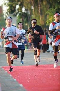 BIB: 375, 377, 310
                            <button type="button" onclick="openModal(6553134)" class="btn btn-primary btn-sm float-right btn-popup" data-toggle="modal" data-target=".modal-high-quality">
                        <i class="fas fa-shopping-cart"></i> Add to Cart
                    </button>
                                            <button type="button" onclick="isThisMe(6553134, true)" class="btn btn-success btn-sm float-right btn-popup btn-isme hidden" data-toggle="tooltip" data-placement="bottom" title="นี่คือรูปของคุณใช่ไหม คลิกที่นี่เพื่อเอาเข้าอัลบั้ม">
                        <i class="fas fa-plus"></i> Add to album
                    </button>
                    <button type="button" onclick="isThisMe(6553134, false)" class="btn btn-warning btn-sm float-right btn-popup btn-isnotme hidden">
                        <i class="fas fa-ban"></i> Remove from album
                    </button>