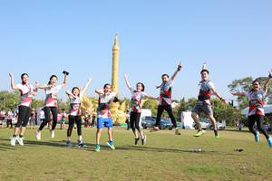 BIB: 3157
                            <button type="button" onclick="openModal(6516353)" class="btn btn-primary btn-sm float-right btn-popup" data-toggle="modal" data-target=".modal-high-quality">
                        <i class="fas fa-shopping-cart"></i> Add to Cart
                    </button>
                                            <button type="button" onclick="isThisMe(6516353, true)" class="btn btn-success btn-sm float-right btn-popup btn-isme hidden" data-toggle="tooltip" data-placement="bottom" title="นี่คือรูปของคุณใช่ไหม คลิกที่นี่เพื่อเอาเข้าอัลบั้ม">
                        <i class="fas fa-plus"></i> Add to album
                    </button>
                    <button type="button" onclick="isThisMe(6516353, false)" class="btn btn-warning btn-sm float-right btn-popup btn-isnotme hidden">
                        <i class="fas fa-ban"></i> Remove from album
                    </button>