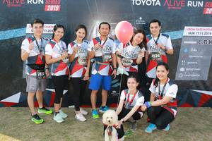 BIB: 2019, 112013, 17112019, 2926, 2844, 7434, 2818
                            <button type="button" onclick="openModal(6516324)" class="btn btn-primary btn-sm float-right btn-popup" data-toggle="modal" data-target=".modal-high-quality">
                        <i class="fas fa-shopping-cart"></i> Add to Cart
                    </button>
                                            <button type="button" onclick="isThisMe(6516324, true)" class="btn btn-success btn-sm float-right btn-popup btn-isme hidden" data-toggle="tooltip" data-placement="bottom" title="นี่คือรูปของคุณใช่ไหม คลิกที่นี่เพื่อเอาเข้าอัลบั้ม">
                        <i class="fas fa-plus"></i> Add to album
                    </button>
                    <button type="button" onclick="isThisMe(6516324, false)" class="btn btn-warning btn-sm float-right btn-popup btn-isnotme hidden">
                        <i class="fas fa-ban"></i> Remove from album
                    </button>