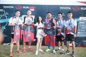 BIB: 019, 171, 2072, 2025, 120
                            <button type="button" onclick="openModal(6545198)" class="btn btn-primary btn-sm float-right btn-popup" data-toggle="modal" data-target=".modal-high-quality">
                        <i class="fas fa-shopping-cart"></i> Add to Cart
                    </button>
                                            <button type="button" onclick="isThisMe(6545198, true)" class="btn btn-success btn-sm float-right btn-popup btn-isme hidden" data-toggle="tooltip" data-placement="bottom" title="นี่คือรูปของคุณใช่ไหม คลิกที่นี่เพื่อเอาเข้าอัลบั้ม">
                        <i class="fas fa-plus"></i> Add to album
                    </button>
                    <button type="button" onclick="isThisMe(6545198, false)" class="btn btn-warning btn-sm float-right btn-popup btn-isnotme hidden">
                        <i class="fas fa-ban"></i> Remove from album
                    </button>