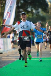 BIB: 6272, 3741
                            <button type="button" onclick="openModal(6554070)" class="btn btn-primary btn-sm float-right btn-popup" data-toggle="modal" data-target=".modal-high-quality">
                        <i class="fas fa-shopping-cart"></i> Add to Cart
                    </button>
                                            <button type="button" onclick="isThisMe(6554070, true)" class="btn btn-success btn-sm float-right btn-popup btn-isme hidden" data-toggle="tooltip" data-placement="bottom" title="นี่คือรูปของคุณใช่ไหม คลิกที่นี่เพื่อเอาเข้าอัลบั้ม">
                        <i class="fas fa-plus"></i> Add to album
                    </button>
                    <button type="button" onclick="isThisMe(6554070, false)" class="btn btn-warning btn-sm float-right btn-popup btn-isnotme hidden">
                        <i class="fas fa-ban"></i> Remove from album
                    </button>