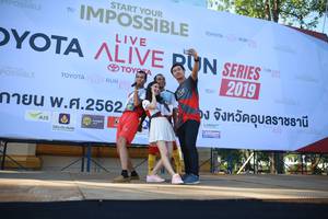 BIB: 2019, 2562
                            <button type="button" onclick="openModal(6545464)" class="btn btn-primary btn-sm float-right btn-popup" data-toggle="modal" data-target=".modal-high-quality">
                        <i class="fas fa-shopping-cart"></i> Add to Cart
                    </button>
                                            <button type="button" onclick="isThisMe(6545464, true)" class="btn btn-success btn-sm float-right btn-popup btn-isme hidden" data-toggle="tooltip" data-placement="bottom" title="นี่คือรูปของคุณใช่ไหม คลิกที่นี่เพื่อเอาเข้าอัลบั้ม">
                        <i class="fas fa-plus"></i> Add to album
                    </button>
                    <button type="button" onclick="isThisMe(6545464, false)" class="btn btn-warning btn-sm float-right btn-popup btn-isnotme hidden">
                        <i class="fas fa-ban"></i> Remove from album
                    </button>