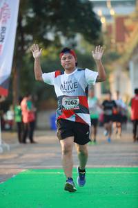 BIB: 7062
                            <button type="button" onclick="openModal(6553501)" class="btn btn-primary btn-sm float-right btn-popup" data-toggle="modal" data-target=".modal-high-quality">
                        <i class="fas fa-shopping-cart"></i> Add to Cart
                    </button>
                                            <button type="button" onclick="isThisMe(6553501, true)" class="btn btn-success btn-sm float-right btn-popup btn-isme hidden" data-toggle="tooltip" data-placement="bottom" title="นี่คือรูปของคุณใช่ไหม คลิกที่นี่เพื่อเอาเข้าอัลบั้ม">
                        <i class="fas fa-plus"></i> Add to album
                    </button>
                    <button type="button" onclick="isThisMe(6553501, false)" class="btn btn-warning btn-sm float-right btn-popup btn-isnotme hidden">
                        <i class="fas fa-ban"></i> Remove from album
                    </button>