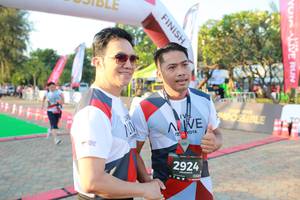 BIB: 2924, 128
                            <button type="button" onclick="openModal(6516117)" class="btn btn-primary btn-sm float-right btn-popup" data-toggle="modal" data-target=".modal-high-quality">
                        <i class="fas fa-shopping-cart"></i> Add to Cart
                    </button>
                                            <button type="button" onclick="isThisMe(6516117, true)" class="btn btn-success btn-sm float-right btn-popup btn-isme hidden" data-toggle="tooltip" data-placement="bottom" title="นี่คือรูปของคุณใช่ไหม คลิกที่นี่เพื่อเอาเข้าอัลบั้ม">
                        <i class="fas fa-plus"></i> Add to album
                    </button>
                    <button type="button" onclick="isThisMe(6516117, false)" class="btn btn-warning btn-sm float-right btn-popup btn-isnotme hidden">
                        <i class="fas fa-ban"></i> Remove from album
                    </button>