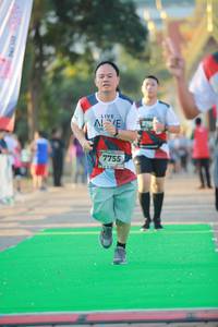 BIB: 7755
                            <button type="button" onclick="openModal(6554162)" class="btn btn-primary btn-sm float-right btn-popup" data-toggle="modal" data-target=".modal-high-quality">
                        <i class="fas fa-shopping-cart"></i> Add to Cart
                    </button>
                                            <button type="button" onclick="isThisMe(6554162, true)" class="btn btn-success btn-sm float-right btn-popup btn-isme hidden" data-toggle="tooltip" data-placement="bottom" title="นี่คือรูปของคุณใช่ไหม คลิกที่นี่เพื่อเอาเข้าอัลบั้ม">
                        <i class="fas fa-plus"></i> Add to album
                    </button>
                    <button type="button" onclick="isThisMe(6554162, false)" class="btn btn-warning btn-sm float-right btn-popup btn-isnotme hidden">
                        <i class="fas fa-ban"></i> Remove from album
                    </button>