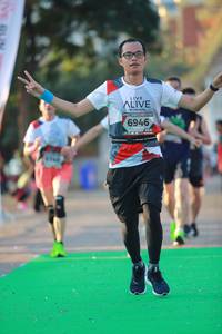 BIB: 6946
                            <button type="button" onclick="openModal(6553683)" class="btn btn-primary btn-sm float-right btn-popup" data-toggle="modal" data-target=".modal-high-quality">
                        <i class="fas fa-shopping-cart"></i> Add to Cart
                    </button>
                                            <button type="button" onclick="isThisMe(6553683, true)" class="btn btn-success btn-sm float-right btn-popup btn-isme hidden" data-toggle="tooltip" data-placement="bottom" title="นี่คือรูปของคุณใช่ไหม คลิกที่นี่เพื่อเอาเข้าอัลบั้ม">
                        <i class="fas fa-plus"></i> Add to album
                    </button>
                    <button type="button" onclick="isThisMe(6553683, false)" class="btn btn-warning btn-sm float-right btn-popup btn-isnotme hidden">
                        <i class="fas fa-ban"></i> Remove from album
                    </button>