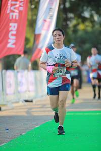 BIB: 361
                            <button type="button" onclick="openModal(6554060)" class="btn btn-primary btn-sm float-right btn-popup" data-toggle="modal" data-target=".modal-high-quality">
                        <i class="fas fa-shopping-cart"></i> Add to Cart
                    </button>
                                            <button type="button" onclick="isThisMe(6554060, true)" class="btn btn-success btn-sm float-right btn-popup btn-isme hidden" data-toggle="tooltip" data-placement="bottom" title="นี่คือรูปของคุณใช่ไหม คลิกที่นี่เพื่อเอาเข้าอัลบั้ม">
                        <i class="fas fa-plus"></i> Add to album
                    </button>
                    <button type="button" onclick="isThisMe(6554060, false)" class="btn btn-warning btn-sm float-right btn-popup btn-isnotme hidden">
                        <i class="fas fa-ban"></i> Remove from album
                    </button>