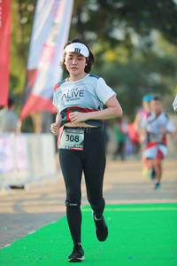 BIB: 908
                            <button type="button" onclick="openModal(6554032)" class="btn btn-primary btn-sm float-right btn-popup" data-toggle="modal" data-target=".modal-high-quality">
                        <i class="fas fa-shopping-cart"></i> Add to Cart
                    </button>
                                            <button type="button" onclick="isThisMe(6554032, true)" class="btn btn-success btn-sm float-right btn-popup btn-isme hidden" data-toggle="tooltip" data-placement="bottom" title="นี่คือรูปของคุณใช่ไหม คลิกที่นี่เพื่อเอาเข้าอัลบั้ม">
                        <i class="fas fa-plus"></i> Add to album
                    </button>
                    <button type="button" onclick="isThisMe(6554032, false)" class="btn btn-warning btn-sm float-right btn-popup btn-isnotme hidden">
                        <i class="fas fa-ban"></i> Remove from album
                    </button>