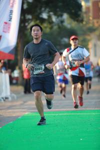 BIB: 6085
                            <button type="button" onclick="openModal(6553428)" class="btn btn-primary btn-sm float-right btn-popup" data-toggle="modal" data-target=".modal-high-quality">
                        <i class="fas fa-shopping-cart"></i> Add to Cart
                    </button>
                                            <button type="button" onclick="isThisMe(6553428, true)" class="btn btn-success btn-sm float-right btn-popup btn-isme hidden" data-toggle="tooltip" data-placement="bottom" title="นี่คือรูปของคุณใช่ไหม คลิกที่นี่เพื่อเอาเข้าอัลบั้ม">
                        <i class="fas fa-plus"></i> Add to album
                    </button>
                    <button type="button" onclick="isThisMe(6553428, false)" class="btn btn-warning btn-sm float-right btn-popup btn-isnotme hidden">
                        <i class="fas fa-ban"></i> Remove from album
                    </button>