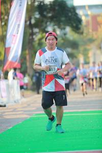 BIB: 613
                            <button type="button" onclick="openModal(6554173)" class="btn btn-primary btn-sm float-right btn-popup" data-toggle="modal" data-target=".modal-high-quality">
                        <i class="fas fa-shopping-cart"></i> Add to Cart
                    </button>
                                            <button type="button" onclick="isThisMe(6554173, true)" class="btn btn-success btn-sm float-right btn-popup btn-isme hidden" data-toggle="tooltip" data-placement="bottom" title="นี่คือรูปของคุณใช่ไหม คลิกที่นี่เพื่อเอาเข้าอัลบั้ม">
                        <i class="fas fa-plus"></i> Add to album
                    </button>
                    <button type="button" onclick="isThisMe(6554173, false)" class="btn btn-warning btn-sm float-right btn-popup btn-isnotme hidden">
                        <i class="fas fa-ban"></i> Remove from album
                    </button>