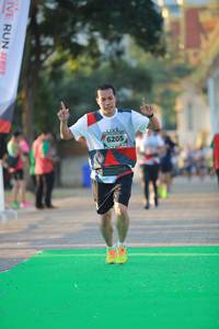 BIB: 6205
                            <button type="button" onclick="openModal(6553661)" class="btn btn-primary btn-sm float-right btn-popup" data-toggle="modal" data-target=".modal-high-quality">
                        <i class="fas fa-shopping-cart"></i> Add to Cart
                    </button>
                                            <button type="button" onclick="isThisMe(6553661, true)" class="btn btn-success btn-sm float-right btn-popup btn-isme hidden" data-toggle="tooltip" data-placement="bottom" title="นี่คือรูปของคุณใช่ไหม คลิกที่นี่เพื่อเอาเข้าอัลบั้ม">
                        <i class="fas fa-plus"></i> Add to album
                    </button>
                    <button type="button" onclick="isThisMe(6553661, false)" class="btn btn-warning btn-sm float-right btn-popup btn-isnotme hidden">
                        <i class="fas fa-ban"></i> Remove from album
                    </button>