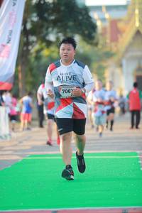 BIB: 706
                            <button type="button" onclick="openModal(6554148)" class="btn btn-primary btn-sm float-right btn-popup" data-toggle="modal" data-target=".modal-high-quality">
                        <i class="fas fa-shopping-cart"></i> Add to Cart
                    </button>
                                            <button type="button" onclick="isThisMe(6554148, true)" class="btn btn-success btn-sm float-right btn-popup btn-isme hidden" data-toggle="tooltip" data-placement="bottom" title="นี่คือรูปของคุณใช่ไหม คลิกที่นี่เพื่อเอาเข้าอัลบั้ม">
                        <i class="fas fa-plus"></i> Add to album
                    </button>
                    <button type="button" onclick="isThisMe(6554148, false)" class="btn btn-warning btn-sm float-right btn-popup btn-isnotme hidden">
                        <i class="fas fa-ban"></i> Remove from album
                    </button>