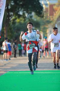 BIB: 6836, 6518
                            <button type="button" onclick="openModal(6554017)" class="btn btn-primary btn-sm float-right btn-popup" data-toggle="modal" data-target=".modal-high-quality">
                        <i class="fas fa-shopping-cart"></i> Add to Cart
                    </button>
                                            <button type="button" onclick="isThisMe(6554017, true)" class="btn btn-success btn-sm float-right btn-popup btn-isme hidden" data-toggle="tooltip" data-placement="bottom" title="นี่คือรูปของคุณใช่ไหม คลิกที่นี่เพื่อเอาเข้าอัลบั้ม">
                        <i class="fas fa-plus"></i> Add to album
                    </button>
                    <button type="button" onclick="isThisMe(6554017, false)" class="btn btn-warning btn-sm float-right btn-popup btn-isnotme hidden">
                        <i class="fas fa-ban"></i> Remove from album
                    </button>