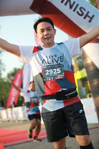 BIB: 2925, 128
                            <button type="button" onclick="openModal(6553741)" class="btn btn-primary btn-sm float-right btn-popup" data-toggle="modal" data-target=".modal-high-quality">
                        <i class="fas fa-shopping-cart"></i> Add to Cart
                    </button>
                                            <button type="button" onclick="isThisMe(6553741, true)" class="btn btn-success btn-sm float-right btn-popup btn-isme hidden" data-toggle="tooltip" data-placement="bottom" title="นี่คือรูปของคุณใช่ไหม คลิกที่นี่เพื่อเอาเข้าอัลบั้ม">
                        <i class="fas fa-plus"></i> Add to album
                    </button>
                    <button type="button" onclick="isThisMe(6553741, false)" class="btn btn-warning btn-sm float-right btn-popup btn-isnotme hidden">
                        <i class="fas fa-ban"></i> Remove from album
                    </button>