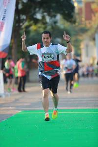 BIB: 6205
                            <button type="button" onclick="openModal(6553664)" class="btn btn-primary btn-sm float-right btn-popup" data-toggle="modal" data-target=".modal-high-quality">
                        <i class="fas fa-shopping-cart"></i> Add to Cart
                    </button>
                                            <button type="button" onclick="isThisMe(6553664, true)" class="btn btn-success btn-sm float-right btn-popup btn-isme hidden" data-toggle="tooltip" data-placement="bottom" title="นี่คือรูปของคุณใช่ไหม คลิกที่นี่เพื่อเอาเข้าอัลบั้ม">
                        <i class="fas fa-plus"></i> Add to album
                    </button>
                    <button type="button" onclick="isThisMe(6553664, false)" class="btn btn-warning btn-sm float-right btn-popup btn-isnotme hidden">
                        <i class="fas fa-ban"></i> Remove from album
                    </button>