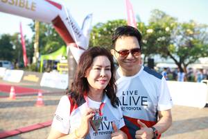 BIB: 
                            <button type="button" onclick="openModal(6516172)" class="btn btn-primary btn-sm float-right btn-popup" data-toggle="modal" data-target=".modal-high-quality">
                        <i class="fas fa-shopping-cart"></i> Add to Cart
                    </button>
                                            <button type="button" onclick="isThisMe(6516172, true)" class="btn btn-success btn-sm float-right btn-popup btn-isme hidden" data-toggle="tooltip" data-placement="bottom" title="นี่คือรูปของคุณใช่ไหม คลิกที่นี่เพื่อเอาเข้าอัลบั้ม">
                        <i class="fas fa-plus"></i> Add to album
                    </button>
                    <button type="button" onclick="isThisMe(6516172, false)" class="btn btn-warning btn-sm float-right btn-popup btn-isnotme hidden">
                        <i class="fas fa-ban"></i> Remove from album
                    </button>