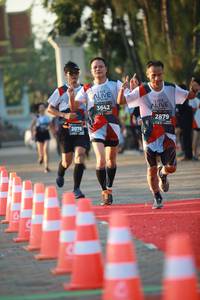 BIB: 3642, 2879, 2078
                            <button type="button" onclick="openModal(6553366)" class="btn btn-primary btn-sm float-right btn-popup" data-toggle="modal" data-target=".modal-high-quality">
                        <i class="fas fa-shopping-cart"></i> Add to Cart
                    </button>
                                            <button type="button" onclick="isThisMe(6553366, true)" class="btn btn-success btn-sm float-right btn-popup btn-isme hidden" data-toggle="tooltip" data-placement="bottom" title="นี่คือรูปของคุณใช่ไหม คลิกที่นี่เพื่อเอาเข้าอัลบั้ม">
                        <i class="fas fa-plus"></i> Add to album
                    </button>
                    <button type="button" onclick="isThisMe(6553366, false)" class="btn btn-warning btn-sm float-right btn-popup btn-isnotme hidden">
                        <i class="fas fa-ban"></i> Remove from album
                    </button>