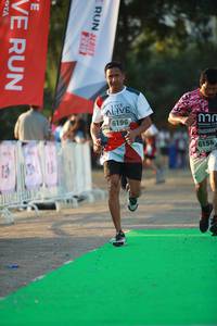 BIB: 6196, 6154
                            <button type="button" onclick="openModal(6553569)" class="btn btn-primary btn-sm float-right btn-popup" data-toggle="modal" data-target=".modal-high-quality">
                        <i class="fas fa-shopping-cart"></i> Add to Cart
                    </button>
                                            <button type="button" onclick="isThisMe(6553569, true)" class="btn btn-success btn-sm float-right btn-popup btn-isme hidden" data-toggle="tooltip" data-placement="bottom" title="นี่คือรูปของคุณใช่ไหม คลิกที่นี่เพื่อเอาเข้าอัลบั้ม">
                        <i class="fas fa-plus"></i> Add to album
                    </button>
                    <button type="button" onclick="isThisMe(6553569, false)" class="btn btn-warning btn-sm float-right btn-popup btn-isnotme hidden">
                        <i class="fas fa-ban"></i> Remove from album
                    </button>