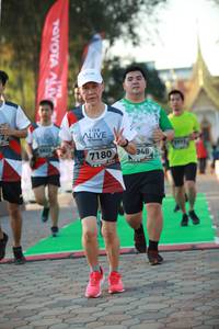 BIB: 948, 7180
                            <button type="button" onclick="openModal(6554127)" class="btn btn-primary btn-sm float-right btn-popup" data-toggle="modal" data-target=".modal-high-quality">
                        <i class="fas fa-shopping-cart"></i> Add to Cart
                    </button>
                                            <button type="button" onclick="isThisMe(6554127, true)" class="btn btn-success btn-sm float-right btn-popup btn-isme hidden" data-toggle="tooltip" data-placement="bottom" title="นี่คือรูปของคุณใช่ไหม คลิกที่นี่เพื่อเอาเข้าอัลบั้ม">
                        <i class="fas fa-plus"></i> Add to album
                    </button>
                    <button type="button" onclick="isThisMe(6554127, false)" class="btn btn-warning btn-sm float-right btn-popup btn-isnotme hidden">
                        <i class="fas fa-ban"></i> Remove from album
                    </button>