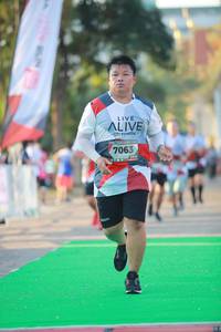 BIB: 7063
                            <button type="button" onclick="openModal(6554153)" class="btn btn-primary btn-sm float-right btn-popup" data-toggle="modal" data-target=".modal-high-quality">
                        <i class="fas fa-shopping-cart"></i> Add to Cart
                    </button>
                                            <button type="button" onclick="isThisMe(6554153, true)" class="btn btn-success btn-sm float-right btn-popup btn-isme hidden" data-toggle="tooltip" data-placement="bottom" title="นี่คือรูปของคุณใช่ไหม คลิกที่นี่เพื่อเอาเข้าอัลบั้ม">
                        <i class="fas fa-plus"></i> Add to album
                    </button>
                    <button type="button" onclick="isThisMe(6554153, false)" class="btn btn-warning btn-sm float-right btn-popup btn-isnotme hidden">
                        <i class="fas fa-ban"></i> Remove from album
                    </button>