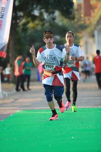 BIB: 7631, 7707
                            <button type="button" onclick="openModal(6553459)" class="btn btn-primary btn-sm float-right btn-popup" data-toggle="modal" data-target=".modal-high-quality">
                        <i class="fas fa-shopping-cart"></i> Add to Cart
                    </button>
                                            <button type="button" onclick="isThisMe(6553459, true)" class="btn btn-success btn-sm float-right btn-popup btn-isme hidden" data-toggle="tooltip" data-placement="bottom" title="นี่คือรูปของคุณใช่ไหม คลิกที่นี่เพื่อเอาเข้าอัลบั้ม">
                        <i class="fas fa-plus"></i> Add to album
                    </button>
                    <button type="button" onclick="isThisMe(6553459, false)" class="btn btn-warning btn-sm float-right btn-popup btn-isnotme hidden">
                        <i class="fas fa-ban"></i> Remove from album
                    </button>