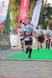 BIB: 7640
                            <button type="button" onclick="openModal(6499558)" class="btn btn-primary btn-sm float-right btn-popup" data-toggle="modal" data-target=".modal-high-quality">
                        <i class="fas fa-shopping-cart"></i> Add to Cart
                    </button>
                                            <button type="button" onclick="isThisMe(6499558, true)" class="btn btn-success btn-sm float-right btn-popup btn-isme hidden" data-toggle="tooltip" data-placement="bottom" title="นี่คือรูปของคุณใช่ไหม คลิกที่นี่เพื่อเอาเข้าอัลบั้ม">
                        <i class="fas fa-plus"></i> Add to album
                    </button>
                    <button type="button" onclick="isThisMe(6499558, false)" class="btn btn-warning btn-sm float-right btn-popup btn-isnotme hidden">
                        <i class="fas fa-ban"></i> Remove from album
                    </button>