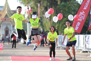 BIB: 
                            <button type="button" onclick="openModal(6505091)" class="btn btn-primary btn-sm float-right btn-popup" data-toggle="modal" data-target=".modal-high-quality">
                        <i class="fas fa-shopping-cart"></i> Add to Cart
                    </button>
                                            <button type="button" onclick="isThisMe(6505091, true)" class="btn btn-success btn-sm float-right btn-popup btn-isme hidden" data-toggle="tooltip" data-placement="bottom" title="นี่คือรูปของคุณใช่ไหม คลิกที่นี่เพื่อเอาเข้าอัลบั้ม">
                        <i class="fas fa-plus"></i> Add to album
                    </button>
                    <button type="button" onclick="isThisMe(6505091, false)" class="btn btn-warning btn-sm float-right btn-popup btn-isnotme hidden">
                        <i class="fas fa-ban"></i> Remove from album
                    </button>