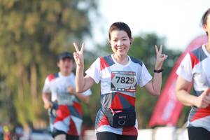 BIB: 7829
                            <button type="button" onclick="openModal(6501431)" class="btn btn-primary btn-sm float-right btn-popup" data-toggle="modal" data-target=".modal-high-quality">
                        <i class="fas fa-shopping-cart"></i> Add to Cart
                    </button>
                                            <button type="button" onclick="isThisMe(6501431, true)" class="btn btn-success btn-sm float-right btn-popup btn-isme hidden" data-toggle="tooltip" data-placement="bottom" title="นี่คือรูปของคุณใช่ไหม คลิกที่นี่เพื่อเอาเข้าอัลบั้ม">
                        <i class="fas fa-plus"></i> Add to album
                    </button>
                    <button type="button" onclick="isThisMe(6501431, false)" class="btn btn-warning btn-sm float-right btn-popup btn-isnotme hidden">
                        <i class="fas fa-ban"></i> Remove from album
                    </button>