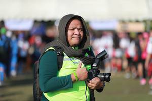 BIB: 
                            <button type="button" onclick="openModal(6505650)" class="btn btn-primary btn-sm float-right btn-popup" data-toggle="modal" data-target=".modal-high-quality">
                        <i class="fas fa-shopping-cart"></i> Add to Cart
                    </button>
                                            <button type="button" onclick="isThisMe(6505650, true)" class="btn btn-success btn-sm float-right btn-popup btn-isme hidden" data-toggle="tooltip" data-placement="bottom" title="นี่คือรูปของคุณใช่ไหม คลิกที่นี่เพื่อเอาเข้าอัลบั้ม">
                        <i class="fas fa-plus"></i> Add to album
                    </button>
                    <button type="button" onclick="isThisMe(6505650, false)" class="btn btn-warning btn-sm float-right btn-popup btn-isnotme hidden">
                        <i class="fas fa-ban"></i> Remove from album
                    </button>