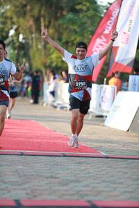 BIB: 3750
                            <button type="button" onclick="openModal(6499173)" class="btn btn-primary btn-sm float-right btn-popup" data-toggle="modal" data-target=".modal-high-quality">
                        <i class="fas fa-shopping-cart"></i> Add to Cart
                    </button>
                                            <button type="button" onclick="isThisMe(6499173, true)" class="btn btn-success btn-sm float-right btn-popup btn-isme hidden" data-toggle="tooltip" data-placement="bottom" title="นี่คือรูปของคุณใช่ไหม คลิกที่นี่เพื่อเอาเข้าอัลบั้ม">
                        <i class="fas fa-plus"></i> Add to album
                    </button>
                    <button type="button" onclick="isThisMe(6499173, false)" class="btn btn-warning btn-sm float-right btn-popup btn-isnotme hidden">
                        <i class="fas fa-ban"></i> Remove from album
                    </button>