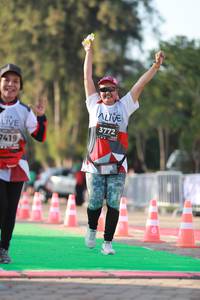 BIB: 3772, 7419
                            <button type="button" onclick="openModal(6504946)" class="btn btn-primary btn-sm float-right btn-popup" data-toggle="modal" data-target=".modal-high-quality">
                        <i class="fas fa-shopping-cart"></i> Add to Cart
                    </button>
                                            <button type="button" onclick="isThisMe(6504946, true)" class="btn btn-success btn-sm float-right btn-popup btn-isme hidden" data-toggle="tooltip" data-placement="bottom" title="นี่คือรูปของคุณใช่ไหม คลิกที่นี่เพื่อเอาเข้าอัลบั้ม">
                        <i class="fas fa-plus"></i> Add to album
                    </button>
                    <button type="button" onclick="isThisMe(6504946, false)" class="btn btn-warning btn-sm float-right btn-popup btn-isnotme hidden">
                        <i class="fas fa-ban"></i> Remove from album
                    </button>