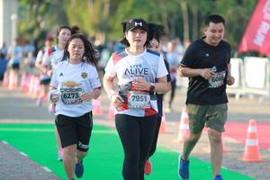 BIB: 6065, 6273, 7951
                            <button type="button" onclick="openModal(6501925)" class="btn btn-primary btn-sm float-right btn-popup" data-toggle="modal" data-target=".modal-high-quality">
                        <i class="fas fa-shopping-cart"></i> Add to Cart
                    </button>
                                            <button type="button" onclick="isThisMe(6501925, true)" class="btn btn-success btn-sm float-right btn-popup btn-isme hidden" data-toggle="tooltip" data-placement="bottom" title="นี่คือรูปของคุณใช่ไหม คลิกที่นี่เพื่อเอาเข้าอัลบั้ม">
                        <i class="fas fa-plus"></i> Add to album
                    </button>
                    <button type="button" onclick="isThisMe(6501925, false)" class="btn btn-warning btn-sm float-right btn-popup btn-isnotme hidden">
                        <i class="fas fa-ban"></i> Remove from album
                    </button>