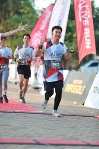 BIB: 2117, 2625, 2167
                            <button type="button" onclick="openModal(6498647)" class="btn btn-primary btn-sm float-right btn-popup" data-toggle="modal" data-target=".modal-high-quality">
                        <i class="fas fa-shopping-cart"></i> Add to Cart
                    </button>
                                            <button type="button" onclick="isThisMe(6498647, true)" class="btn btn-success btn-sm float-right btn-popup btn-isme hidden" data-toggle="tooltip" data-placement="bottom" title="นี่คือรูปของคุณใช่ไหม คลิกที่นี่เพื่อเอาเข้าอัลบั้ม">
                        <i class="fas fa-plus"></i> Add to album
                    </button>
                    <button type="button" onclick="isThisMe(6498647, false)" class="btn btn-warning btn-sm float-right btn-popup btn-isnotme hidden">
                        <i class="fas fa-ban"></i> Remove from album
                    </button>