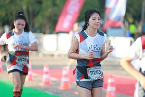 BIB: 6529, 7265
                            <button type="button" onclick="openModal(6502125)" class="btn btn-primary btn-sm float-right btn-popup" data-toggle="modal" data-target=".modal-high-quality">
                        <i class="fas fa-shopping-cart"></i> Add to Cart
                    </button>
                                            <button type="button" onclick="isThisMe(6502125, true)" class="btn btn-success btn-sm float-right btn-popup btn-isme hidden" data-toggle="tooltip" data-placement="bottom" title="นี่คือรูปของคุณใช่ไหม คลิกที่นี่เพื่อเอาเข้าอัลบั้ม">
                        <i class="fas fa-plus"></i> Add to album
                    </button>
                    <button type="button" onclick="isThisMe(6502125, false)" class="btn btn-warning btn-sm float-right btn-popup btn-isnotme hidden">
                        <i class="fas fa-ban"></i> Remove from album
                    </button>