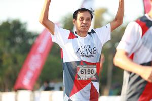 BIB: 6190
                            <button type="button" onclick="openModal(6502434)" class="btn btn-primary btn-sm float-right btn-popup" data-toggle="modal" data-target=".modal-high-quality">
                        <i class="fas fa-shopping-cart"></i> Add to Cart
                    </button>
                                            <button type="button" onclick="isThisMe(6502434, true)" class="btn btn-success btn-sm float-right btn-popup btn-isme hidden" data-toggle="tooltip" data-placement="bottom" title="นี่คือรูปของคุณใช่ไหม คลิกที่นี่เพื่อเอาเข้าอัลบั้ม">
                        <i class="fas fa-plus"></i> Add to album
                    </button>
                    <button type="button" onclick="isThisMe(6502434, false)" class="btn btn-warning btn-sm float-right btn-popup btn-isnotme hidden">
                        <i class="fas fa-ban"></i> Remove from album
                    </button>