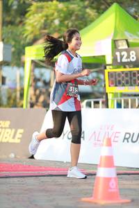 BIB: 128, 315
                            <button type="button" onclick="openModal(6501216)" class="btn btn-primary btn-sm float-right btn-popup" data-toggle="modal" data-target=".modal-high-quality">
                        <i class="fas fa-shopping-cart"></i> Add to Cart
                    </button>
                                            <button type="button" onclick="isThisMe(6501216, true)" class="btn btn-success btn-sm float-right btn-popup btn-isme hidden" data-toggle="tooltip" data-placement="bottom" title="นี่คือรูปของคุณใช่ไหม คลิกที่นี่เพื่อเอาเข้าอัลบั้ม">
                        <i class="fas fa-plus"></i> Add to album
                    </button>
                    <button type="button" onclick="isThisMe(6501216, false)" class="btn btn-warning btn-sm float-right btn-popup btn-isnotme hidden">
                        <i class="fas fa-ban"></i> Remove from album
                    </button>