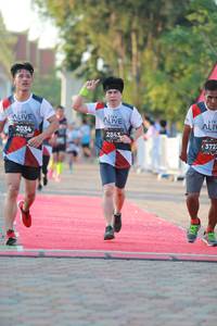 BIB: 2034, 2843, 372
                            <button type="button" onclick="openModal(6499941)" class="btn btn-primary btn-sm float-right btn-popup" data-toggle="modal" data-target=".modal-high-quality">
                        <i class="fas fa-shopping-cart"></i> Add to Cart
                    </button>
                                            <button type="button" onclick="isThisMe(6499941, true)" class="btn btn-success btn-sm float-right btn-popup btn-isme hidden" data-toggle="tooltip" data-placement="bottom" title="นี่คือรูปของคุณใช่ไหม คลิกที่นี่เพื่อเอาเข้าอัลบั้ม">
                        <i class="fas fa-plus"></i> Add to album
                    </button>
                    <button type="button" onclick="isThisMe(6499941, false)" class="btn btn-warning btn-sm float-right btn-popup btn-isnotme hidden">
                        <i class="fas fa-ban"></i> Remove from album
                    </button>